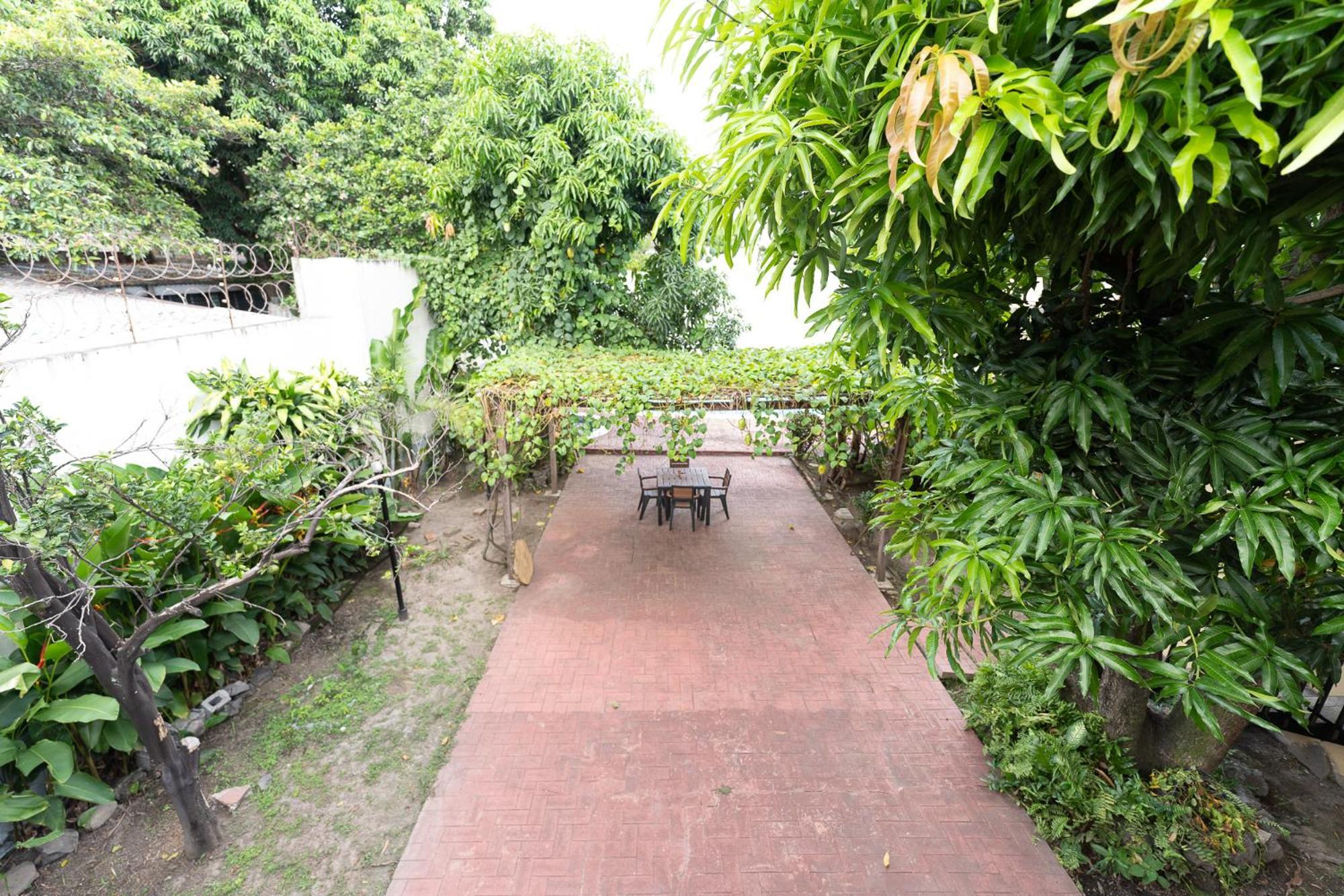 Volcano Hostal Y Restaurante San Salvador Exterior photo